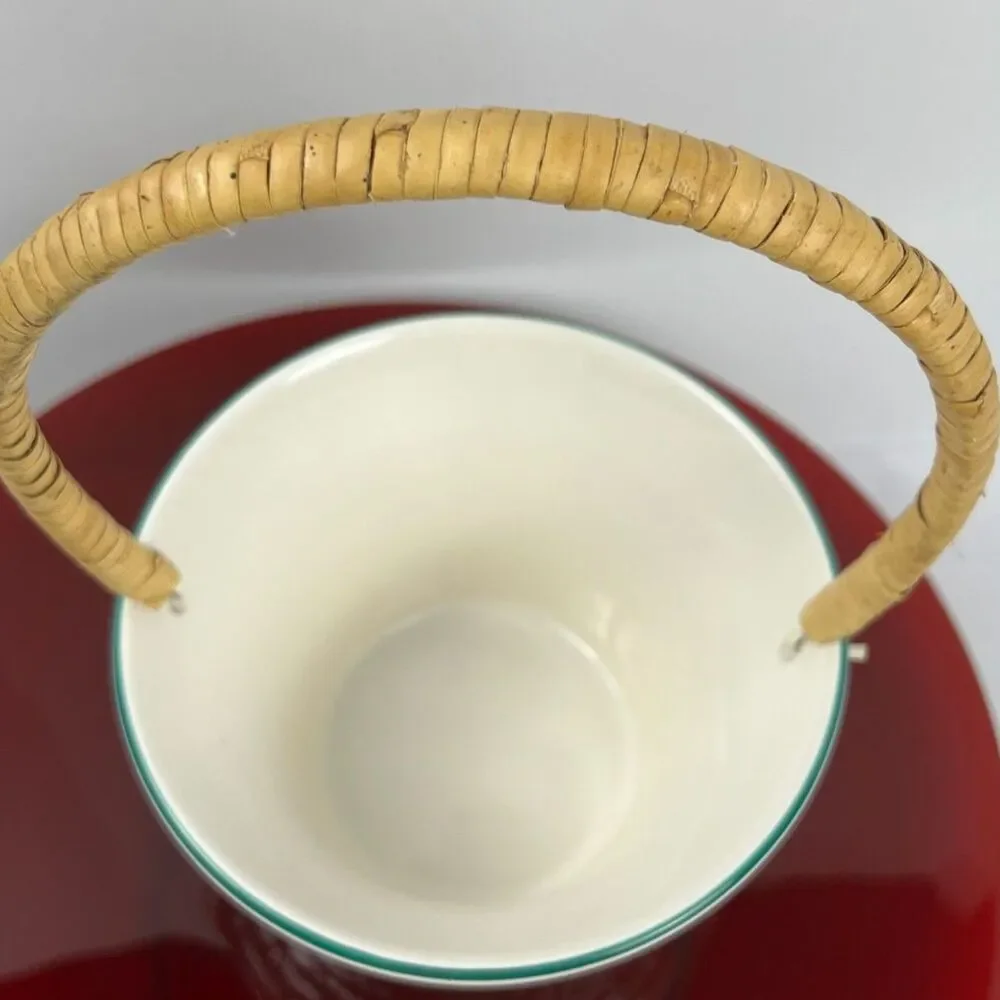 Vintage Pfaltzgraff Winterberry Basketweave Basket Bamboo Handle 1994 Christmas